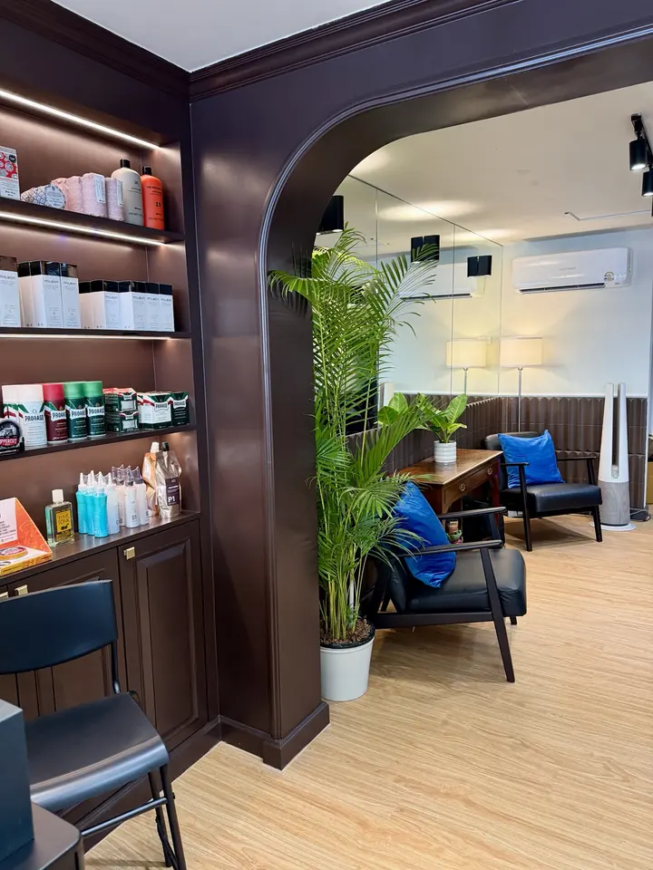Relaxed waiting lounge